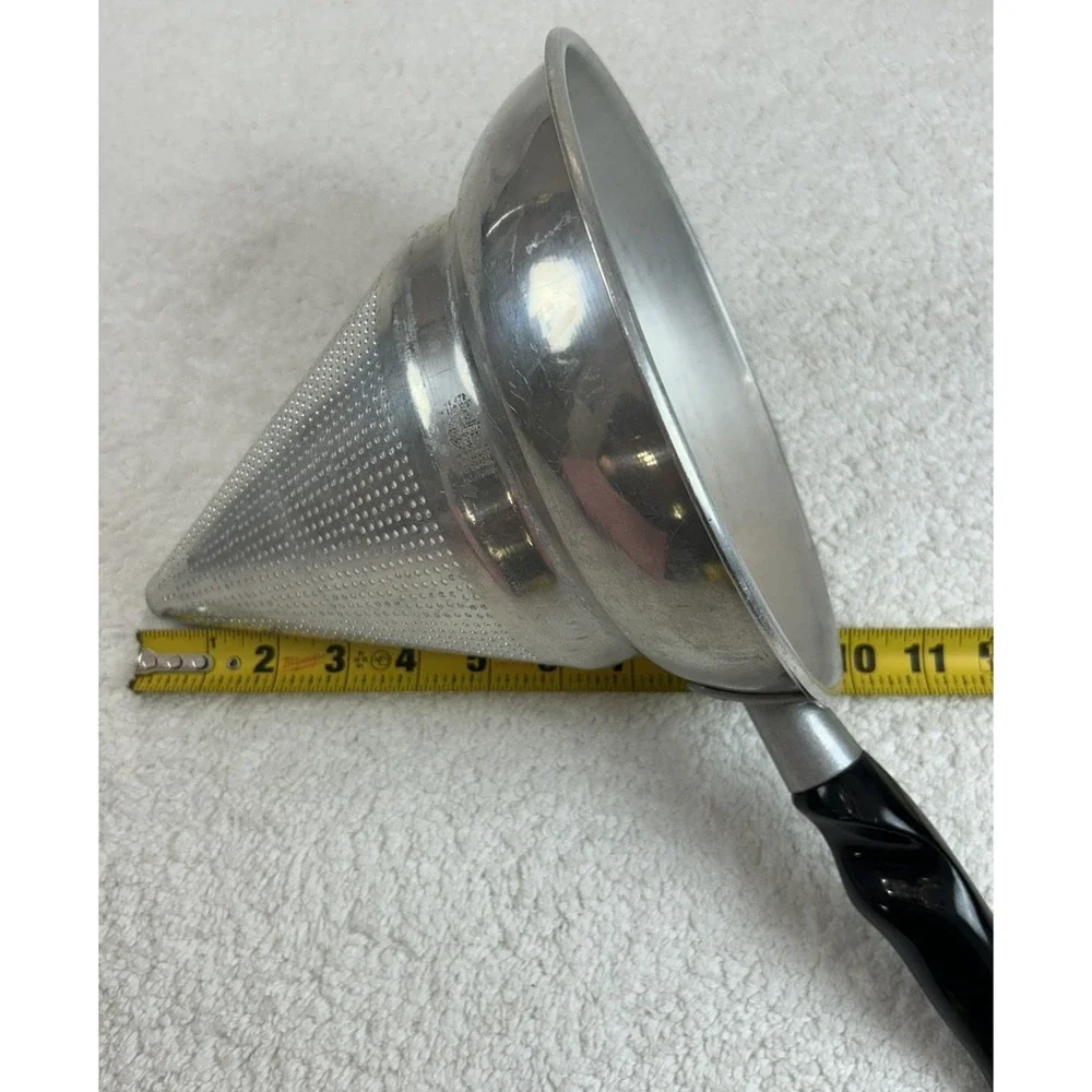 Vtg Wear-Ever 475 USA Aluminum Cone Sieve Strainer Colander & Wood Pestle EUC
